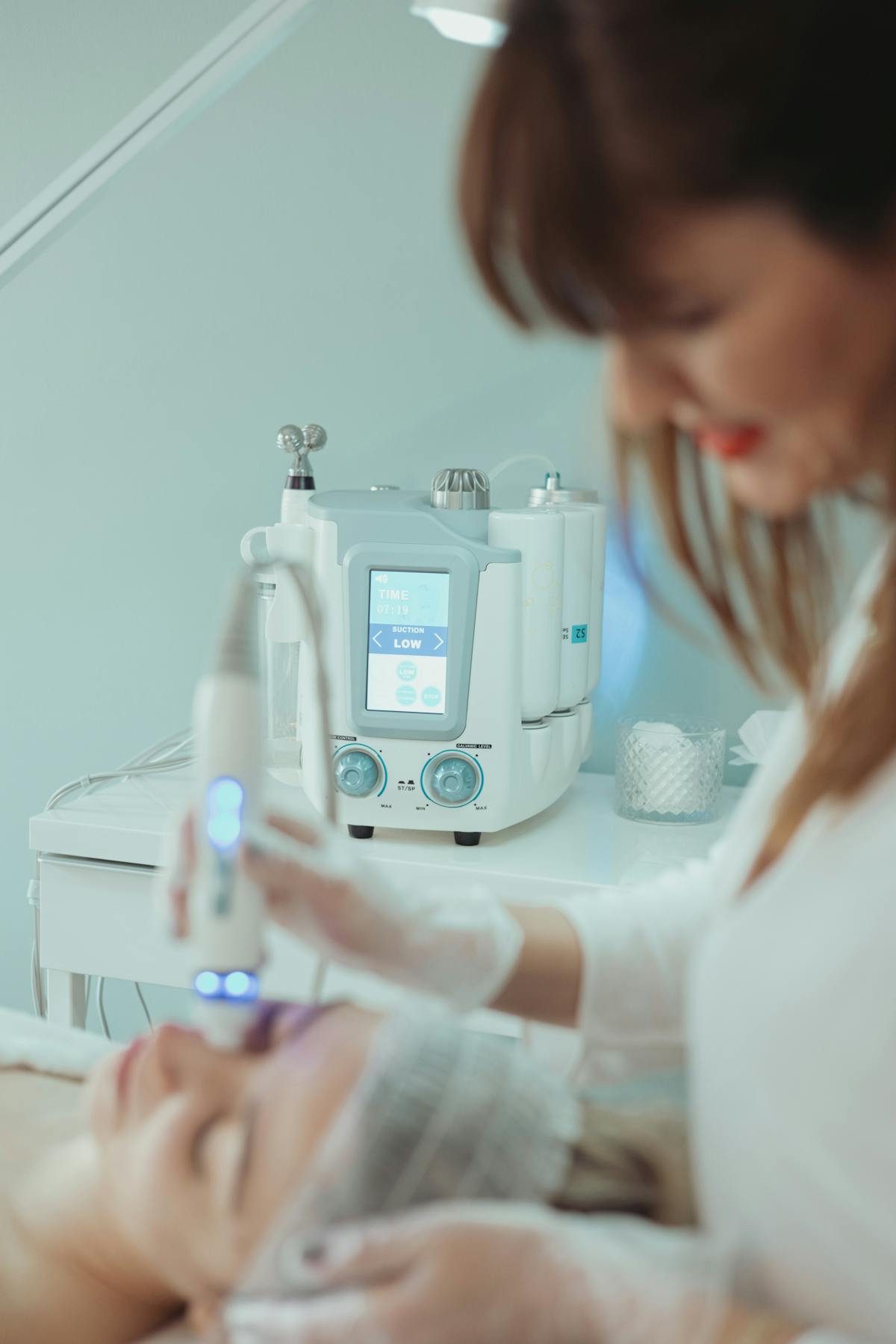 Hydrafacial